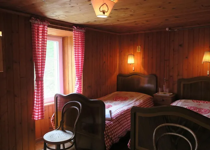 Edelweiss Mountain Guest House - 1 Hour Hike Up From Zermatt Station - On Hiking Trail - No Transport