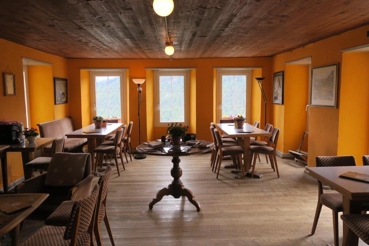 Edelweiss Mountain - 1 Hour Hike Up From Station - On Hiking Trail - No Transport Lodge *