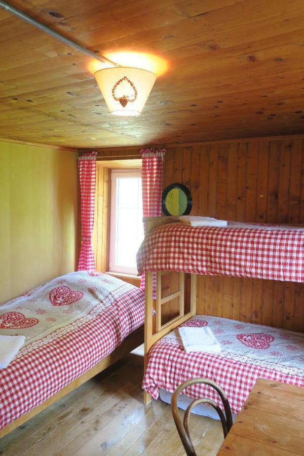 Edelweiss Mountain - 1 Hour Hike Up From Station - On Hiking Trail - No Transport *